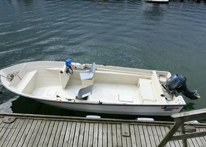 Mjellhaugen By Interhome Naustdal