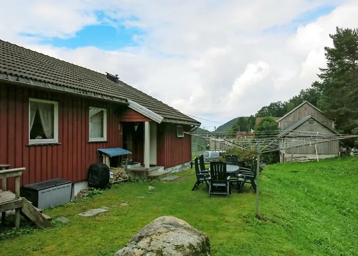 Mjellhaugen By Interhome * Naustdal i Sunnfjord